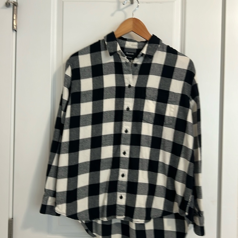 Madewell black and cream flannel-